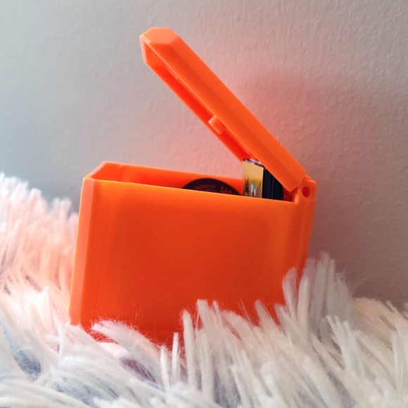 cSapphire Roblox Toy with Super Pink Heart Face Code - Picture 8 of 8